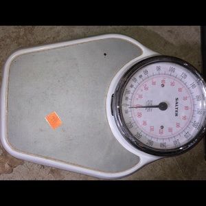 Scale ...oldie but in great shape